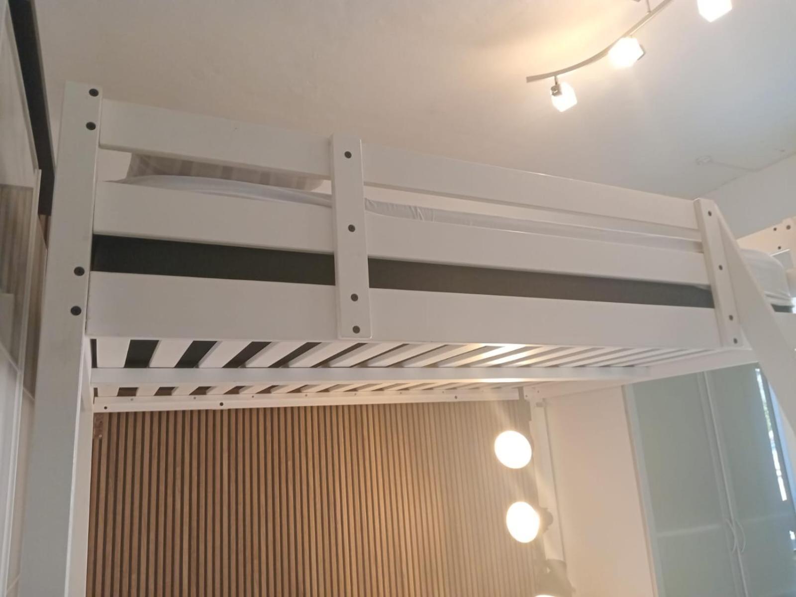 9 Private Aparthotel *